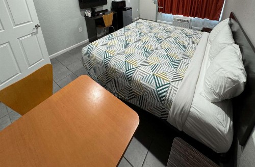 Motel 6 Englewood - image 28