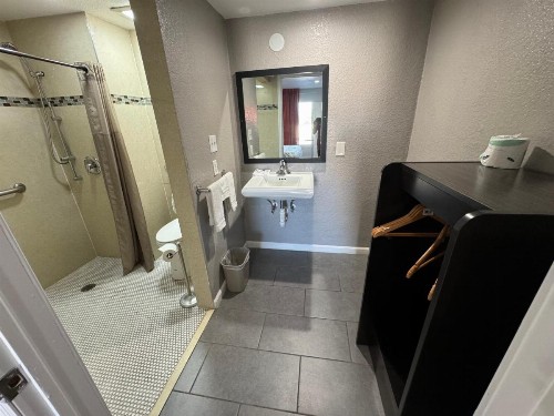 Motel 6 Englewood - image 33