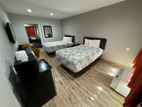 Motel 6 Englewood - image 39