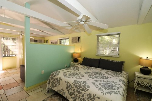 Grove City Motel - image 14