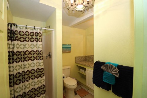 Grove City Motel - image 19