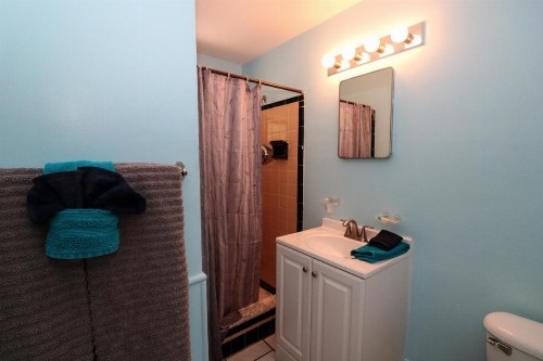 Grove City Motel - image 23