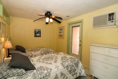 Grove City Motel - image 25