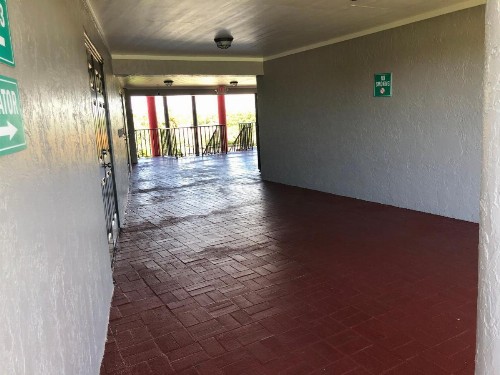 Sun Coast Inn - image 38