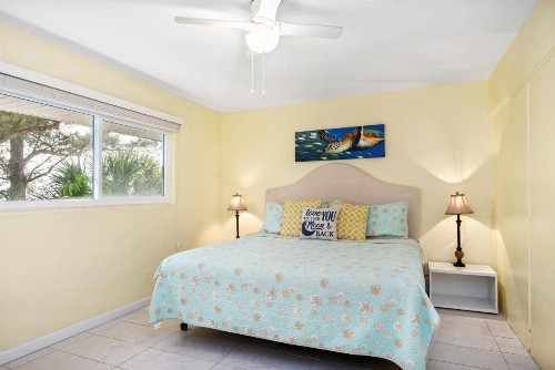 Island House - image 25