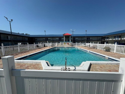 Studio 6-Englewood FL - image 25