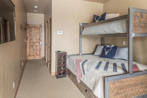 Big View Luxury Suite - image 9