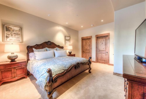 Cowboy Heaven Suites-Unit 2B - image 10