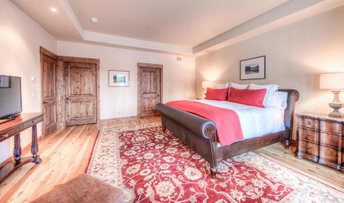 Cowboy Heaven Suites-Unit 2B - image 12