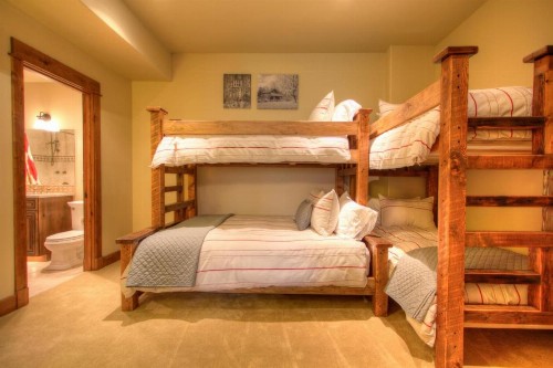 Cowboy Heaven Suites-Unit 2B - image 22