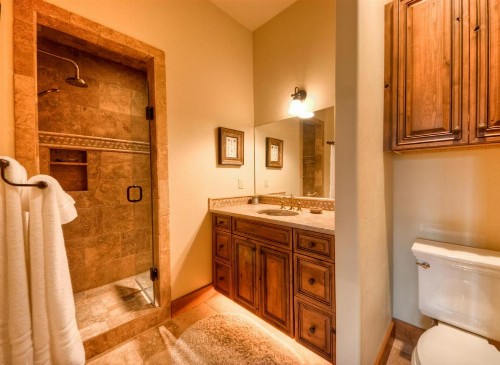 Cowboy Heaven Suites-Unit 2B - image 27