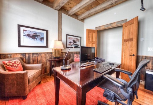 Latigo Lodge - image 20