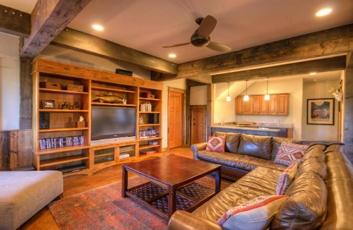 Latigo Lodge - image 43
