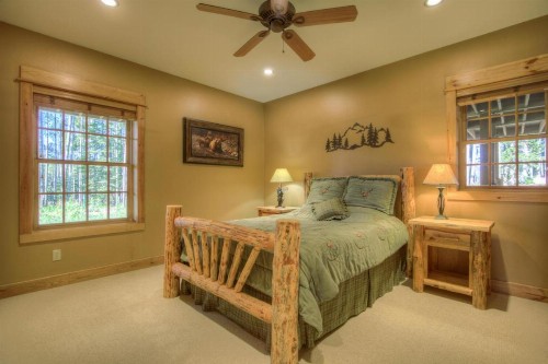 Moondance Lodge - image 3