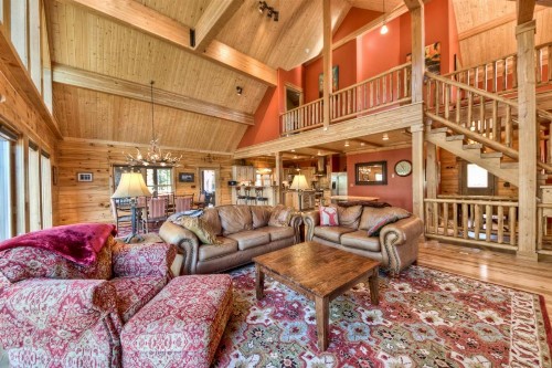 Moondance Lodge - image 8