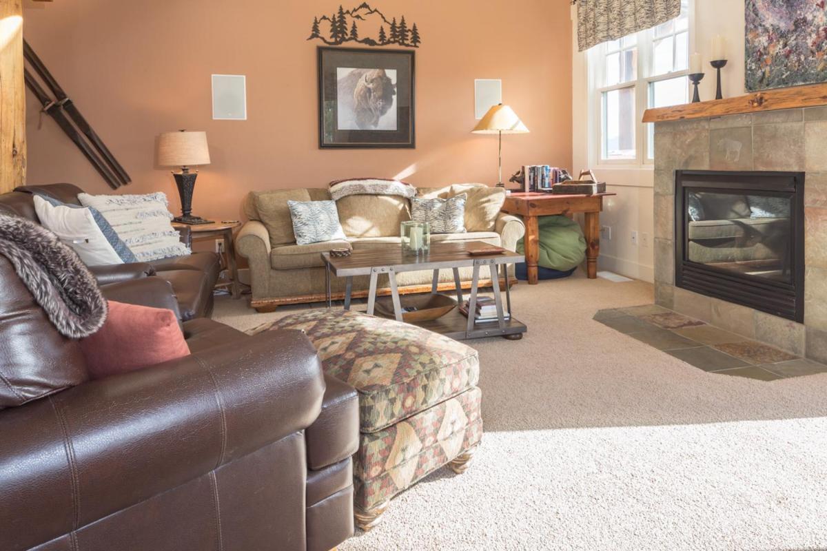 Saddle Ridge Townhome | Unit J1 - main image