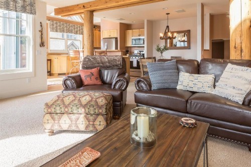 Saddle Ridge Townhome | Unit J1 - image 4