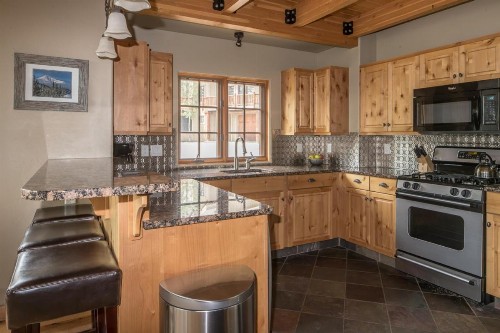 Moonlight Mountain Home | 9 Happy Trails - image 26