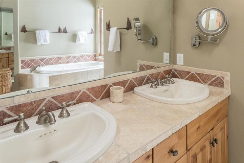 Moonlight Mountain Home | 2 Lower Mountain Road - image 19