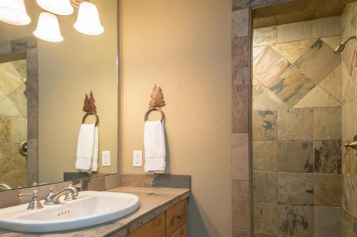 Moonlight Mountain Home | 2 Lower Mountain Road - image 27