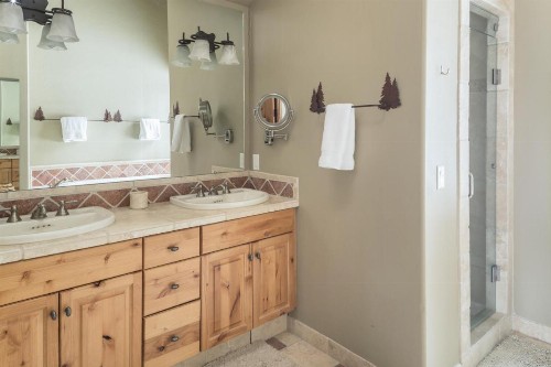 Moonlight Mountain Home | 2 Lower Mountain Road - image 33