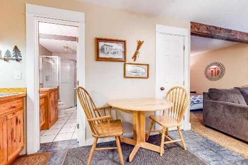 Big Sky Ski Condo - image 7