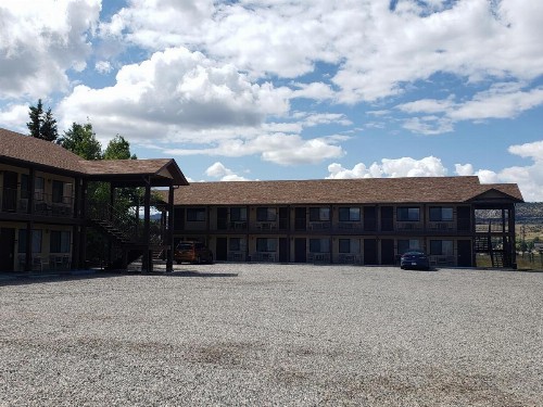 Red Bear Inn - image 15