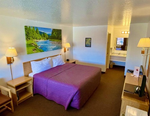 Red Bear Inn - image 39