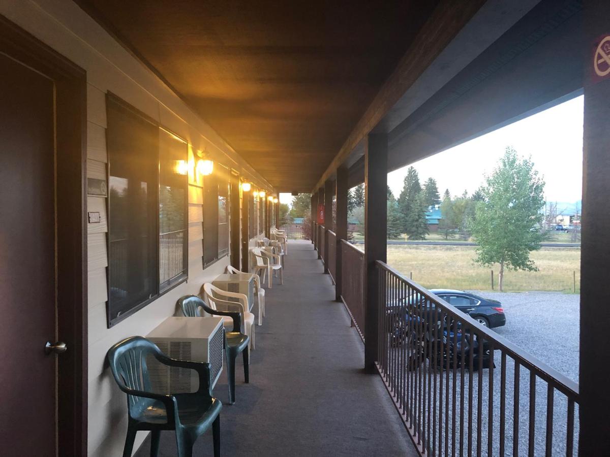 Red Bear Inn - image 4