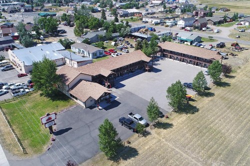 Red Bear Inn - image 42