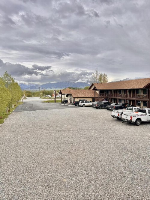 Red Bear Inn - image 45