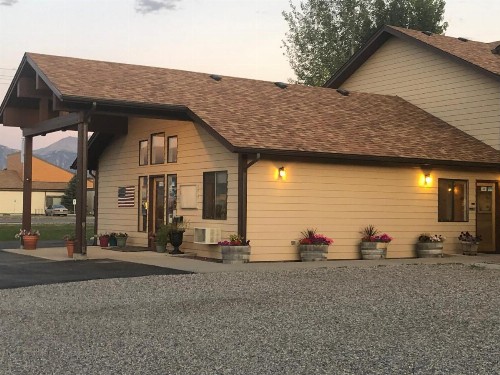 Red Bear Inn - image 8