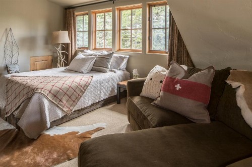 Moonlight Mountain Home 38B Cowboy Heaven - image 9