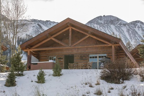 Cowboy Heaven Cabin 11 Bandit Way - image 7