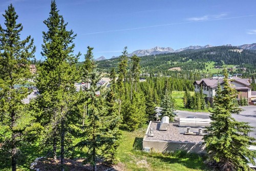 Central Big Sky Condo with Mtn Views-Hike Ski Fish! - image 8