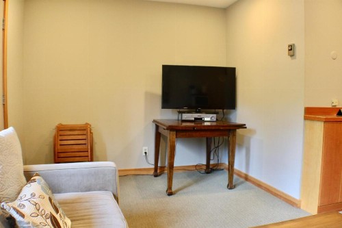 Crystal Chalets - image 10