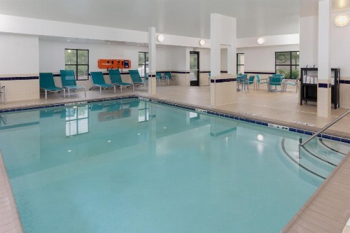 TownePlace Suites by Marriott Erie - image 12