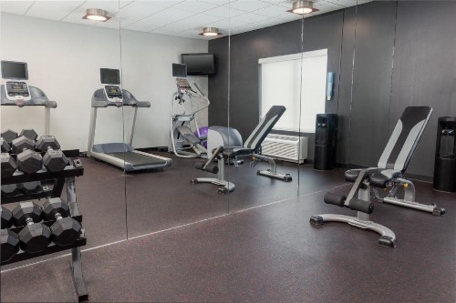TownePlace Suites by Marriott Erie - image 2