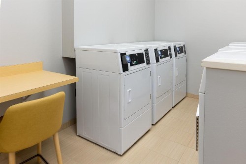 TownePlace Suites by Marriott Erie - image 20