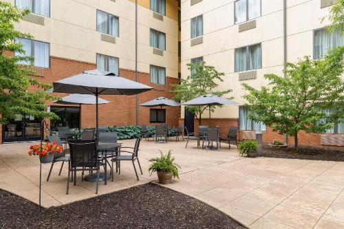 TownePlace Suites by Marriott Erie - image 9