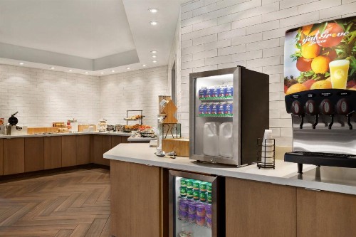 Fairfield Inn Erie - image 3