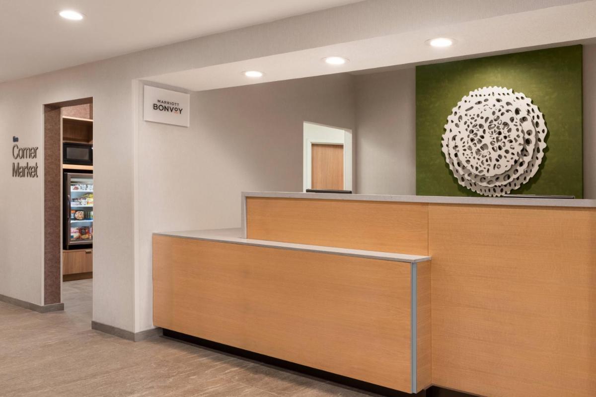 Fairfield Inn Erie - image 7