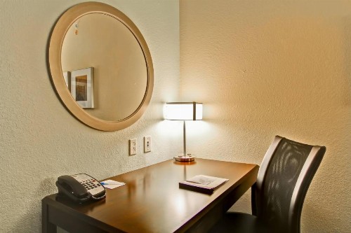 SpringHill Suites Erie - image 41
