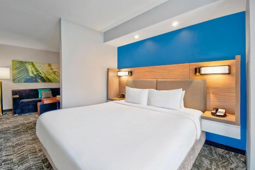 SpringHill Suites Erie - image 45