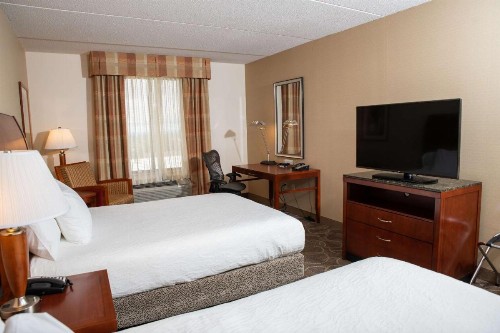 Hilton Garden Inn Erie - image 12