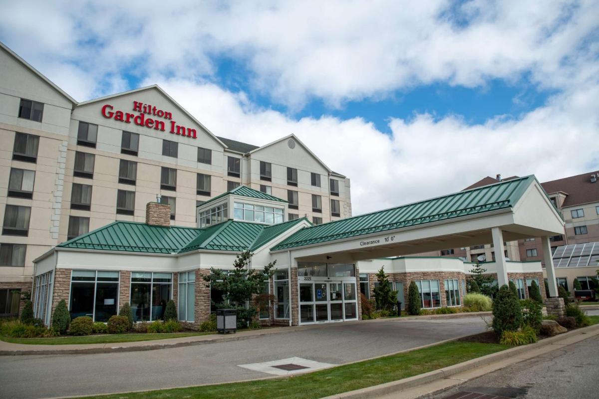 Hilton Garden Inn Erie - image 2