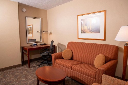 Hilton Garden Inn Erie - image 23