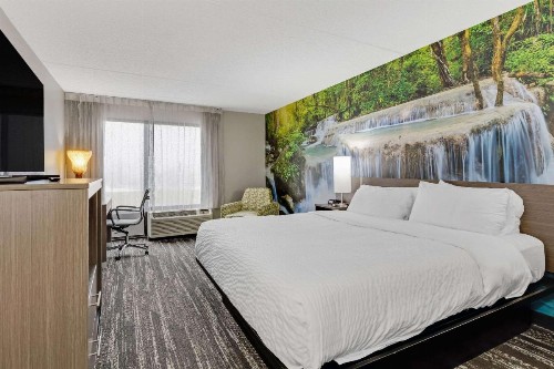 Days Inn by Wyndham Erie - image 20
