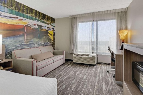 Days Inn by Wyndham Erie - image 30