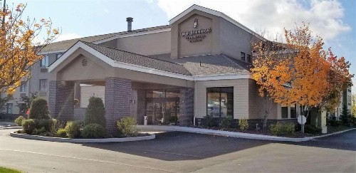 Country Inn & Suites by Radisson Erie PA - image 1